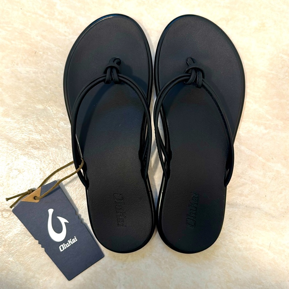 Olukai sandals